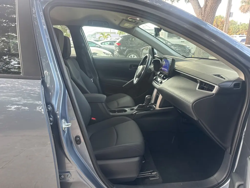 Florida Fine Cars - Used TOYOTA COROLLA CROSS 2023 WEST PALM LE