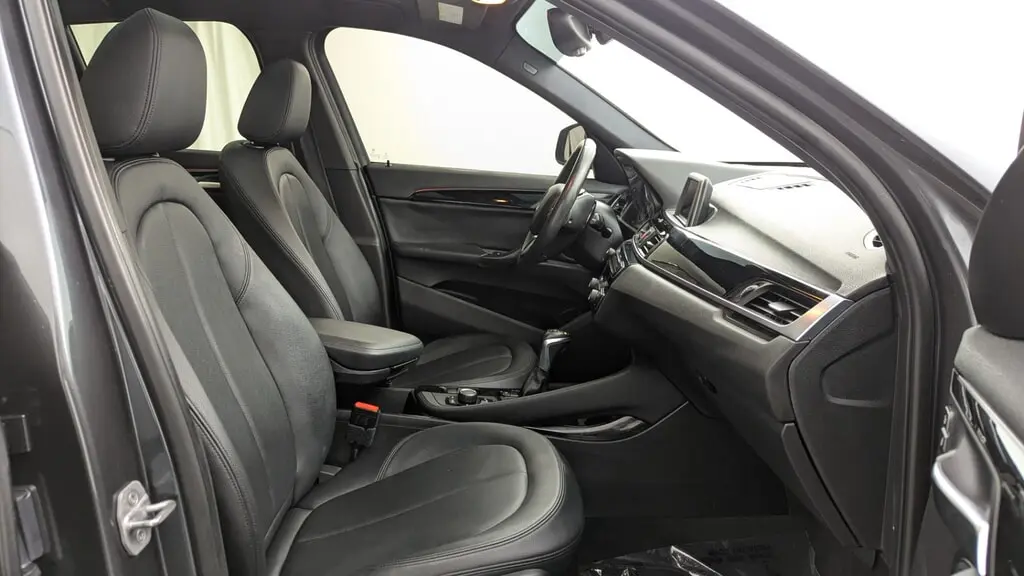 2016 BMW X1 XDRIVE28I photo 20