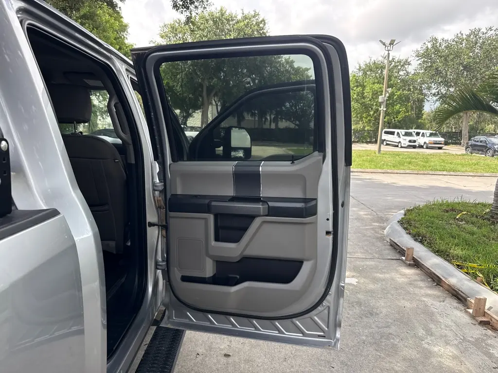 Florida Fine Cars - Used FORD SUPER DUTY F-250 SRW 2022 WEST PALM XL