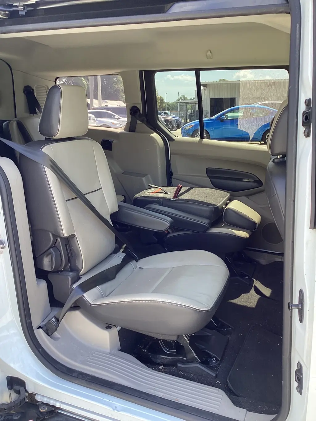 Florida Fine Cars - Used FORD TRANSIT CONNECT WAGON 2018 ORLANDO TITANIUM