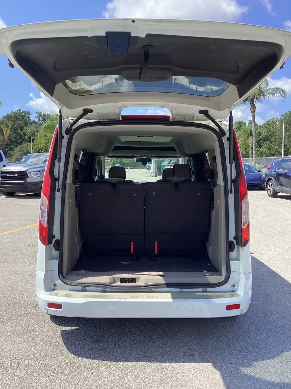 Florida Fine Cars - Used FORD TRANSIT CONNECT WAGON 2018 ORLANDO TITANIUM