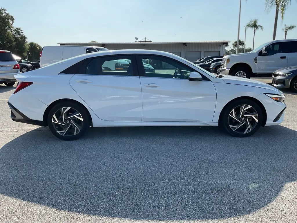 Florida Fine Cars - Used HYUNDAI ELANTRA 2024 ORLANDO SEL