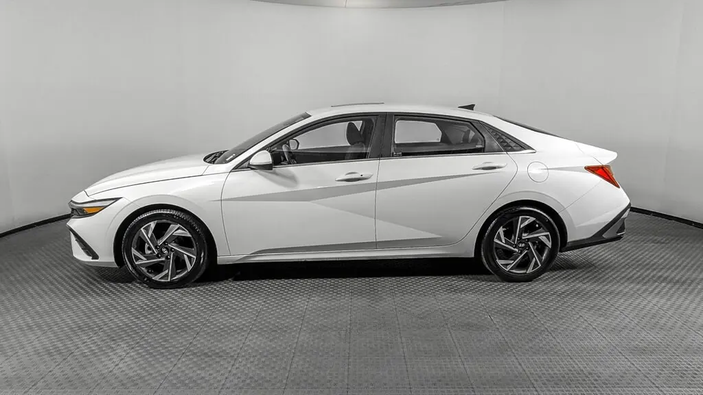 Florida Fine Cars - Used HYUNDAI ELANTRA 2024 ORLANDO SEL