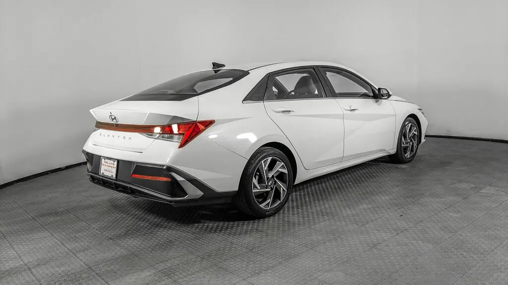 Florida Fine Cars - Used HYUNDAI ELANTRA 2024 ORLANDO SEL