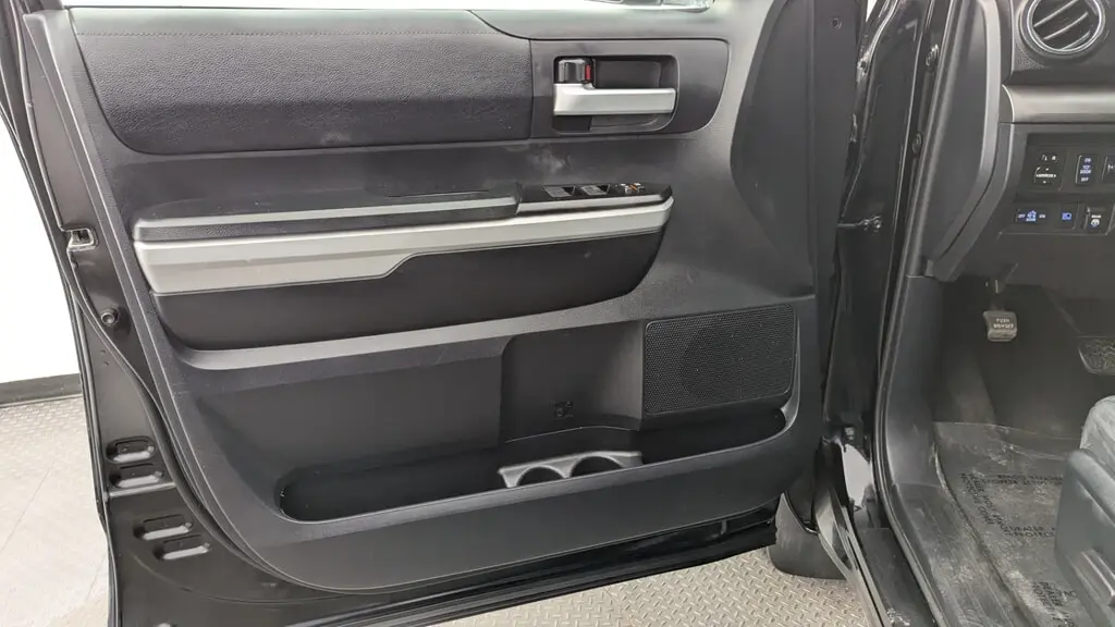 Florida Fine Cars - Used TOYOTA TUNDRA 4WD 2021 WEST PALM SR5