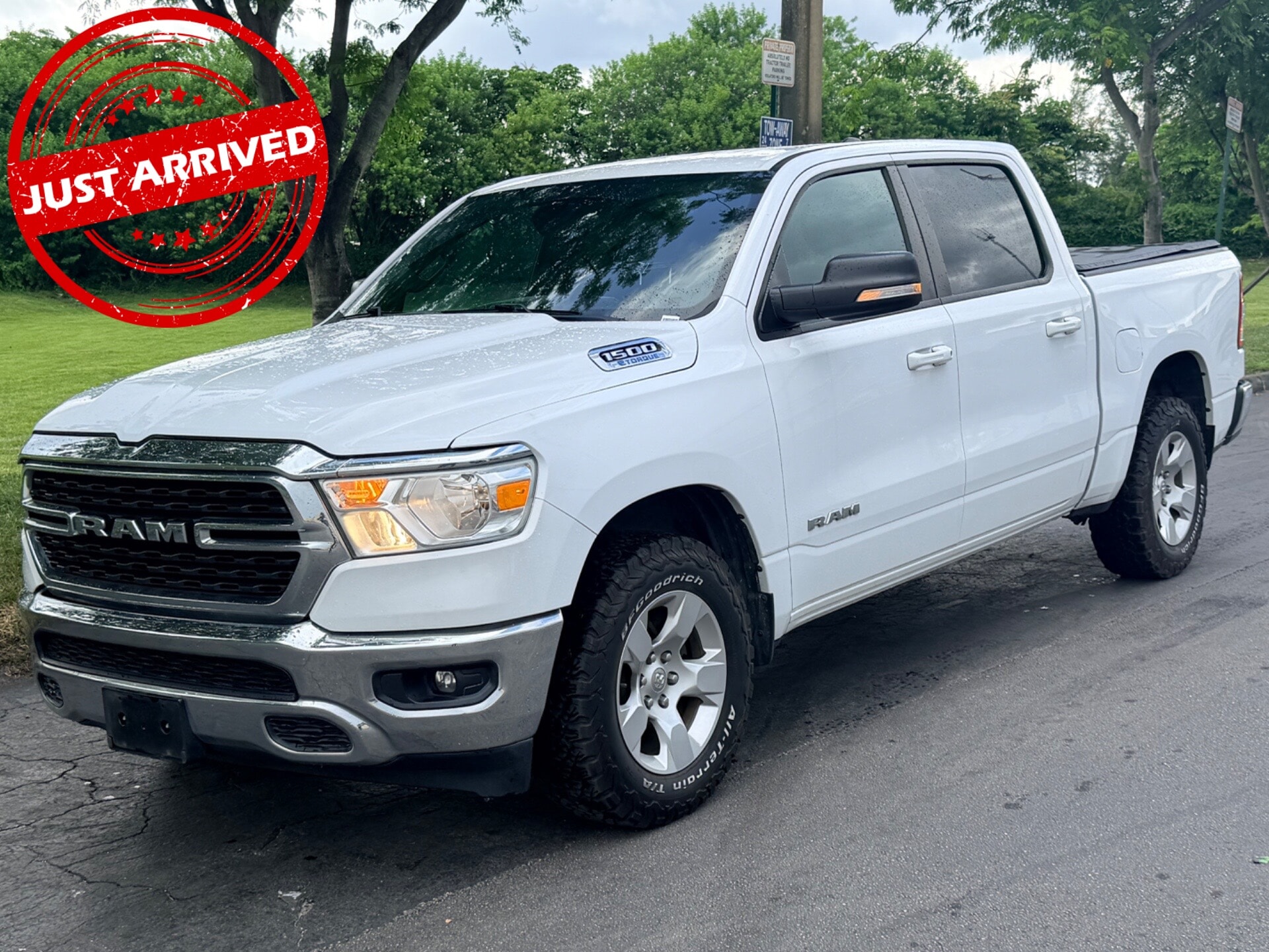 2022 RAM 1500 Big Horn/Lone Star Crew Cab 5'7's photo