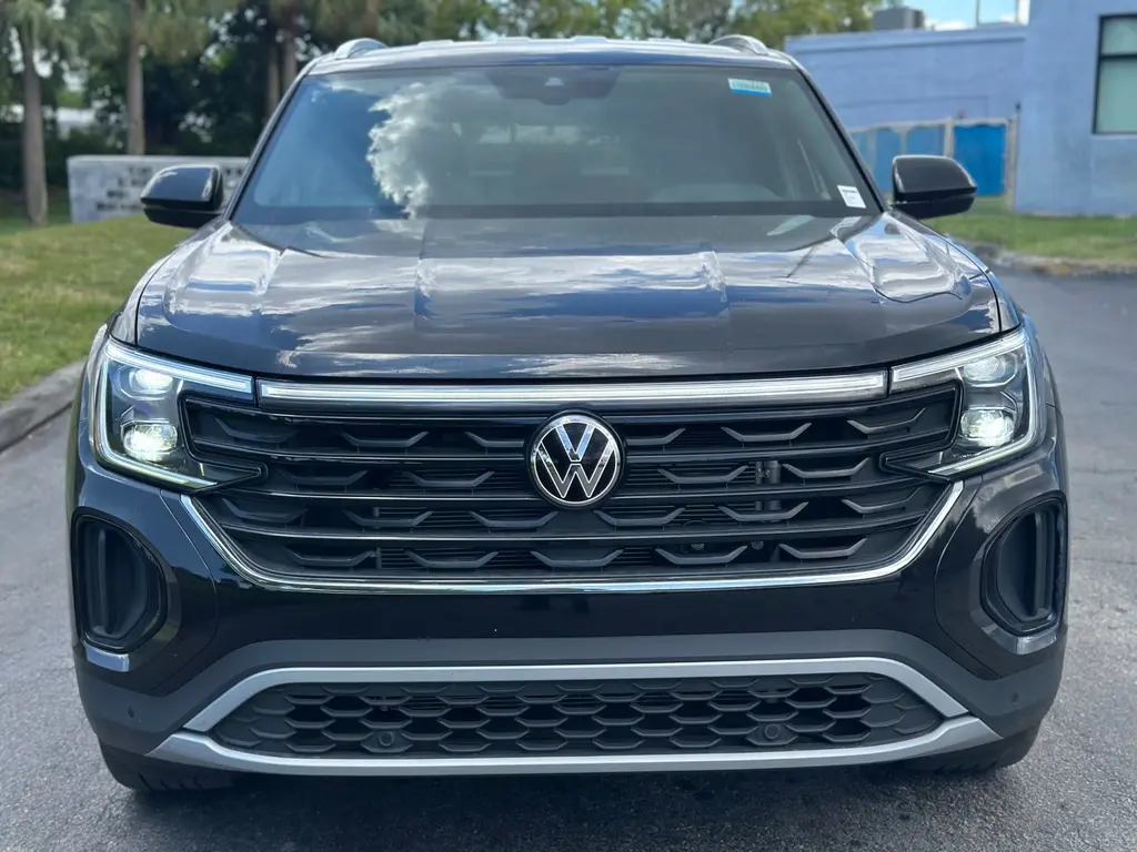 Florida Fine Cars - Used VOLKSWAGEN ATLAS CROSS SPORT 2025 MIAMI 2.0T SE W/TECHNOLOGY