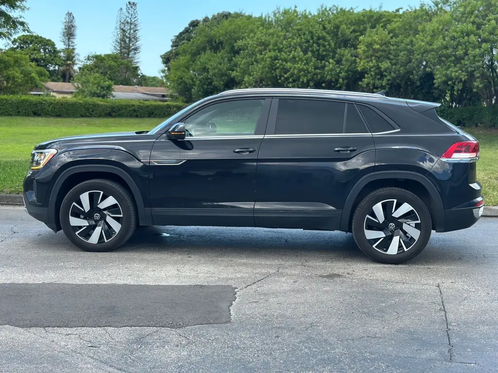 Florida Fine Cars - Used VOLKSWAGEN ATLAS CROSS SPORT 2025 MIAMI 2.0T SE W/TECHNOLOGY