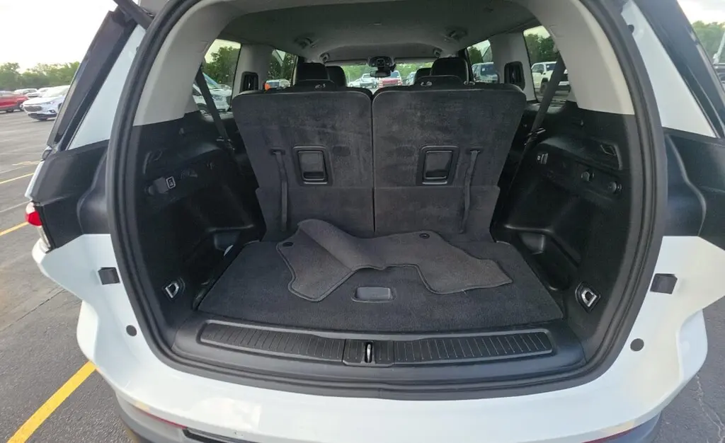 Florida Fine Cars - Used JEEP GRAND CHEROKEE L 2023 MIAMI LIMITED