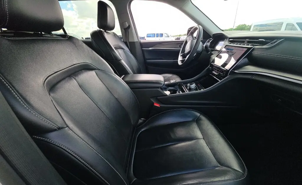 Florida Fine Cars - Used JEEP GRAND CHEROKEE L 2023 MIAMI LIMITED