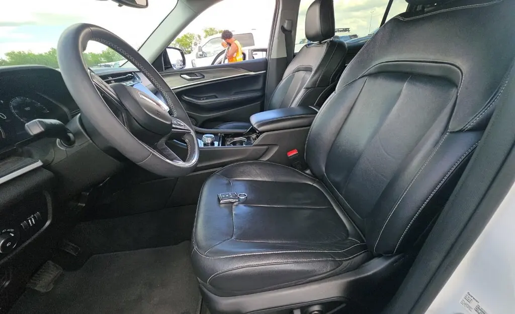 Florida Fine Cars - Used JEEP GRAND CHEROKEE L 2023 MIAMI LIMITED