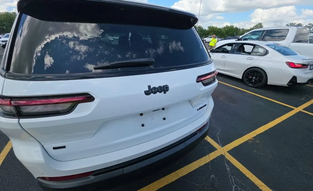 Florida Fine Cars - Used JEEP GRAND CHEROKEE L 2023 MIAMI LIMITED