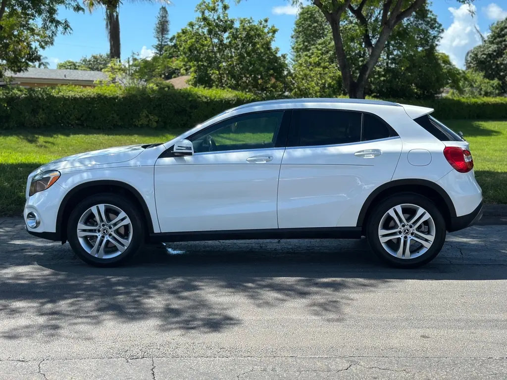 Florida Fine Cars - Used MERCEDES-BENZ GLA 2019 MIAMI GLA 250