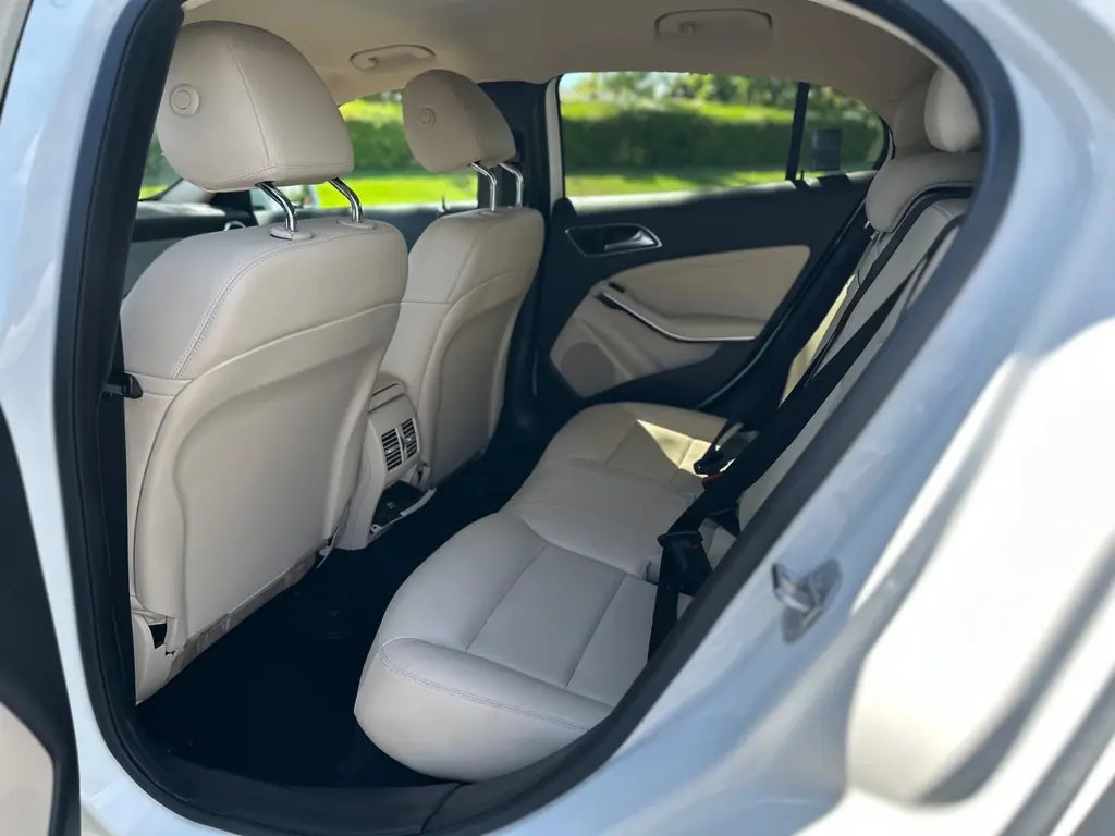 Florida Fine Cars - Used MERCEDES-BENZ GLA 2019 MIAMI GLA 250