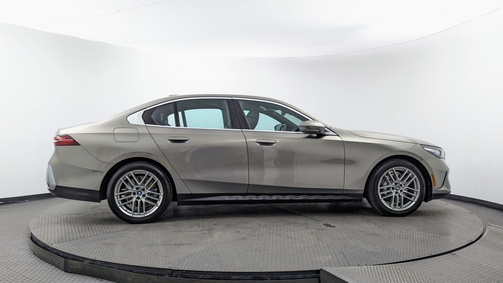 Florida Fine Cars - Used vehicle - SEDAN BMW 5 SERIES 2024