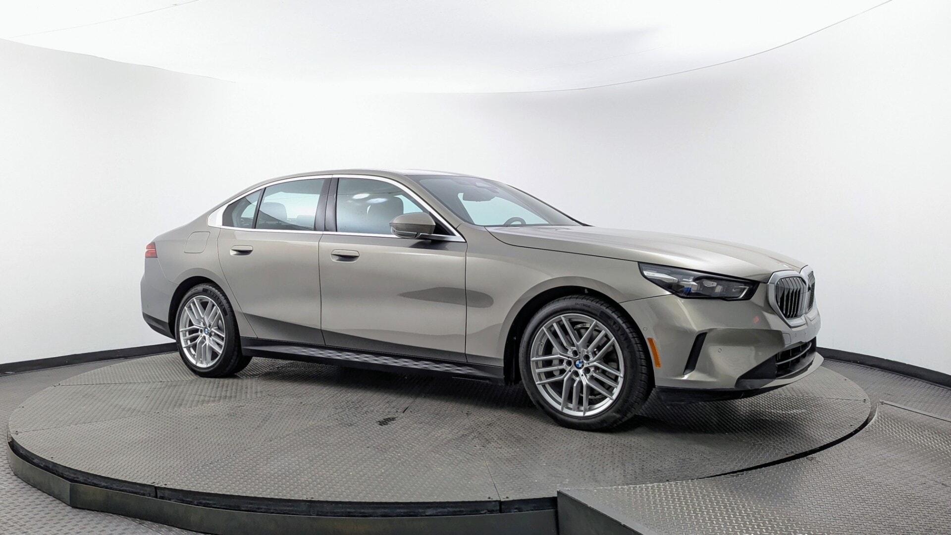 Florida Fine Cars - Used vehicle - SEDAN BMW 5 SERIES 2024