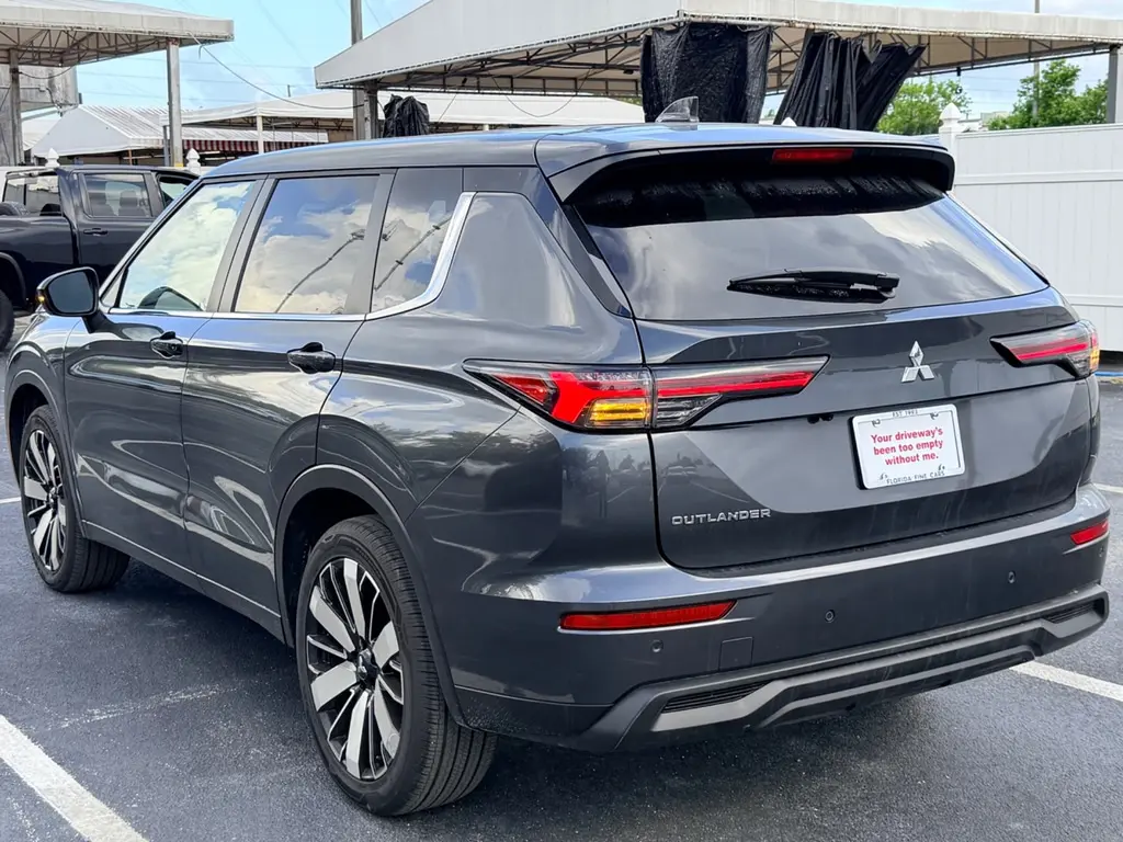 Florida Fine Cars - Used MITSUBISHI OUTLANDER 2025 MIAMI SE