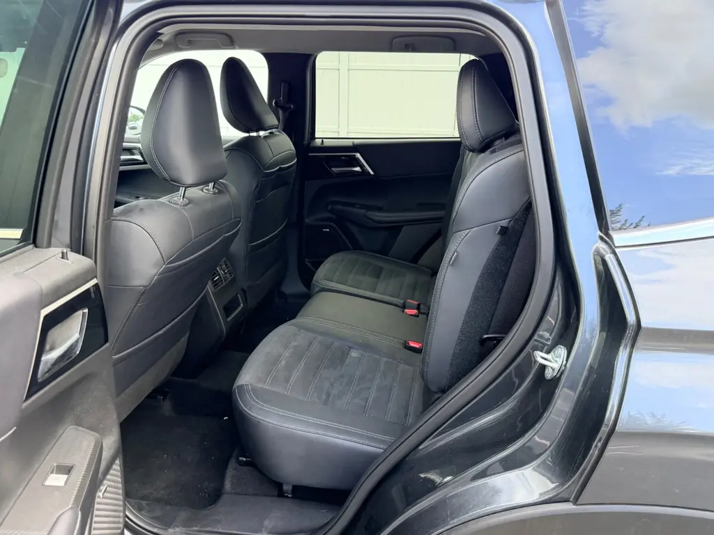 Florida Fine Cars - Used MITSUBISHI OUTLANDER 2025 MIAMI SE