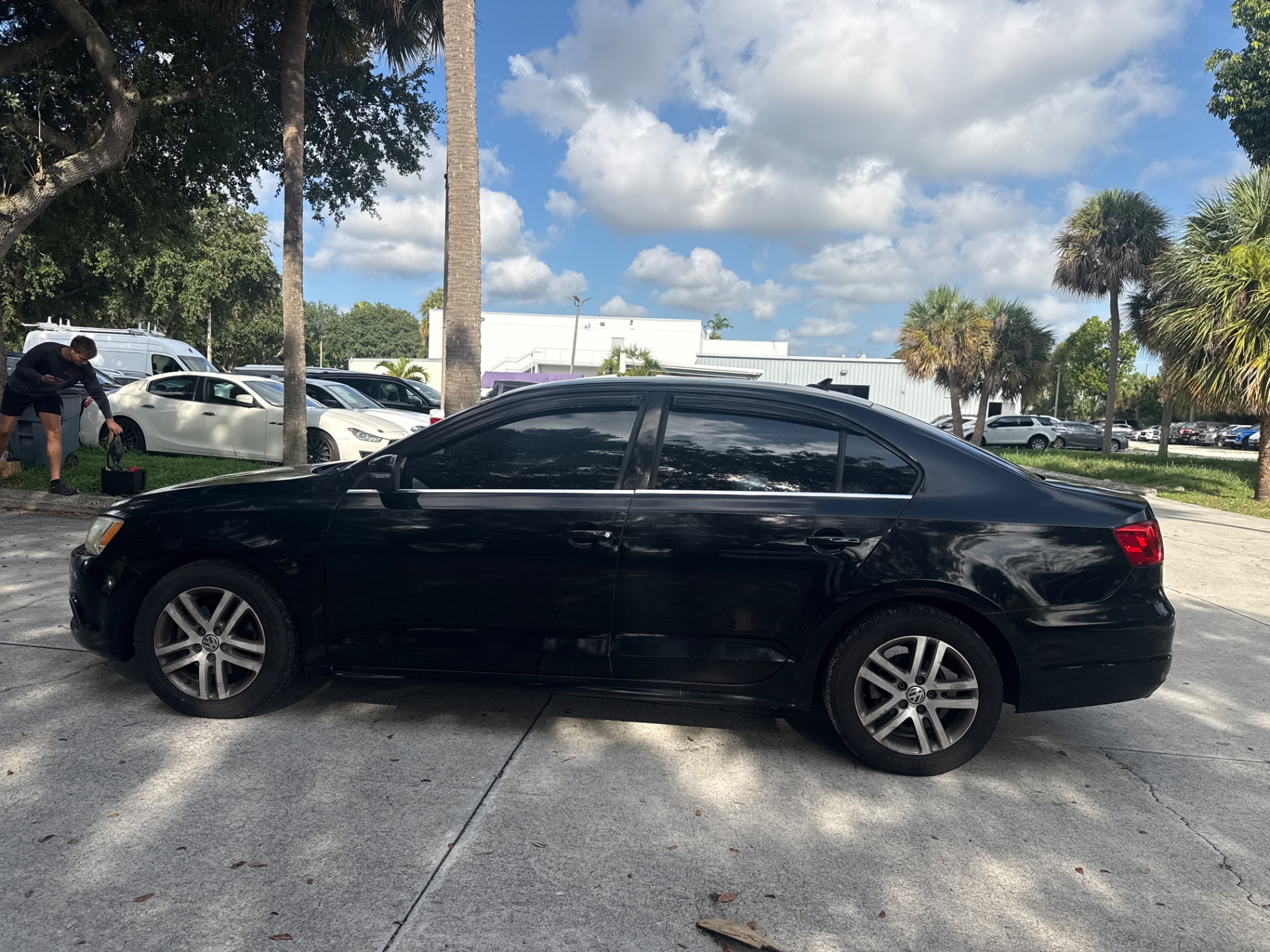 Florida Fine Cars - Used vehicle - SEDAN VOLKSWAGEN JETTA 2013