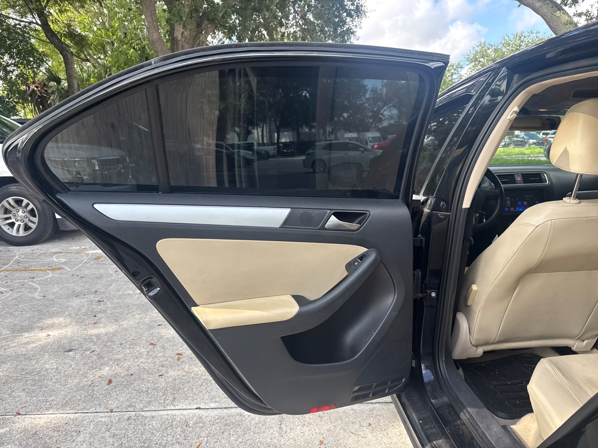 Florida Fine Cars - Used vehicle - SEDAN VOLKSWAGEN JETTA 2013