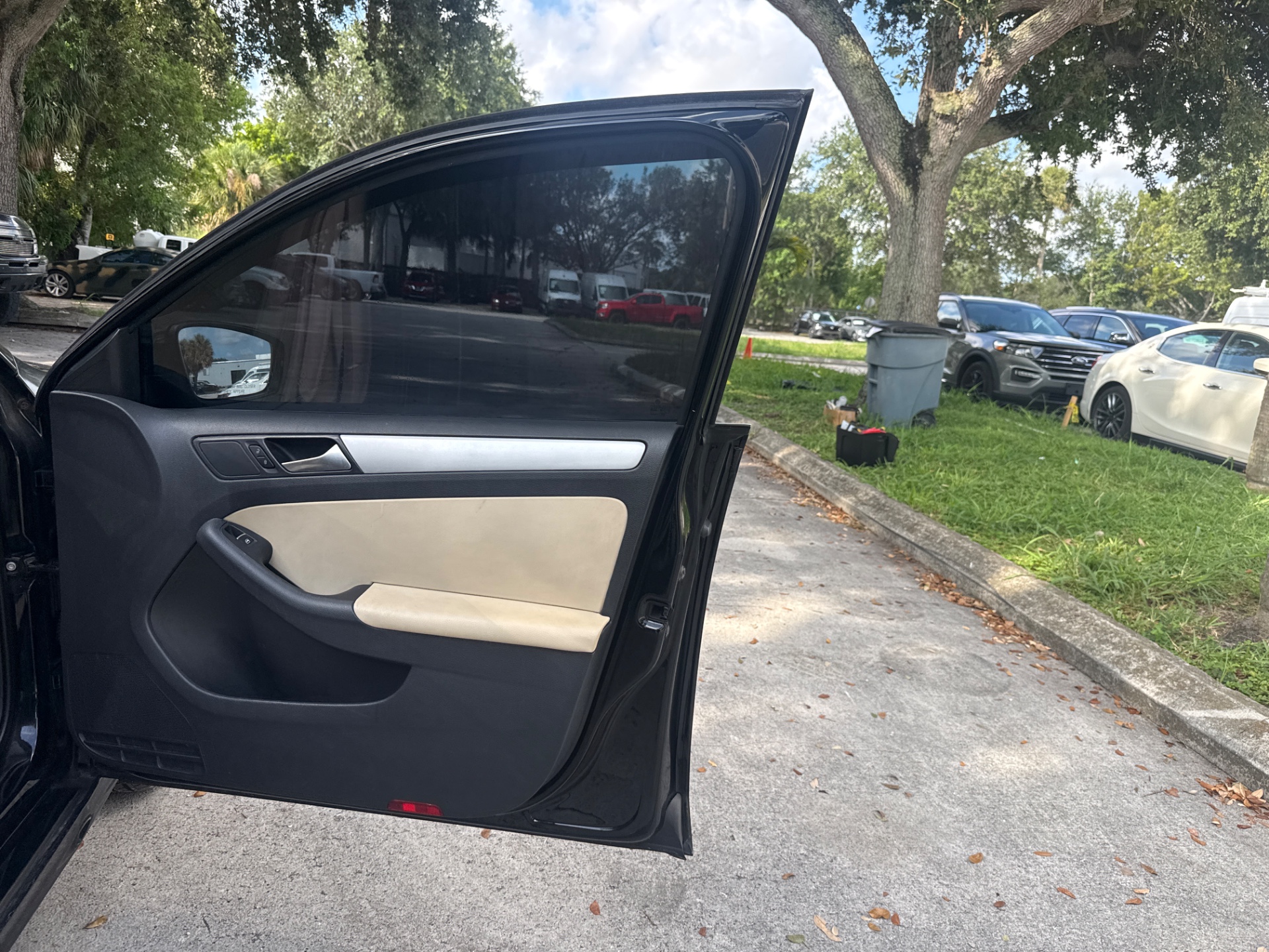 Florida Fine Cars - Used vehicle - SEDAN VOLKSWAGEN JETTA 2013