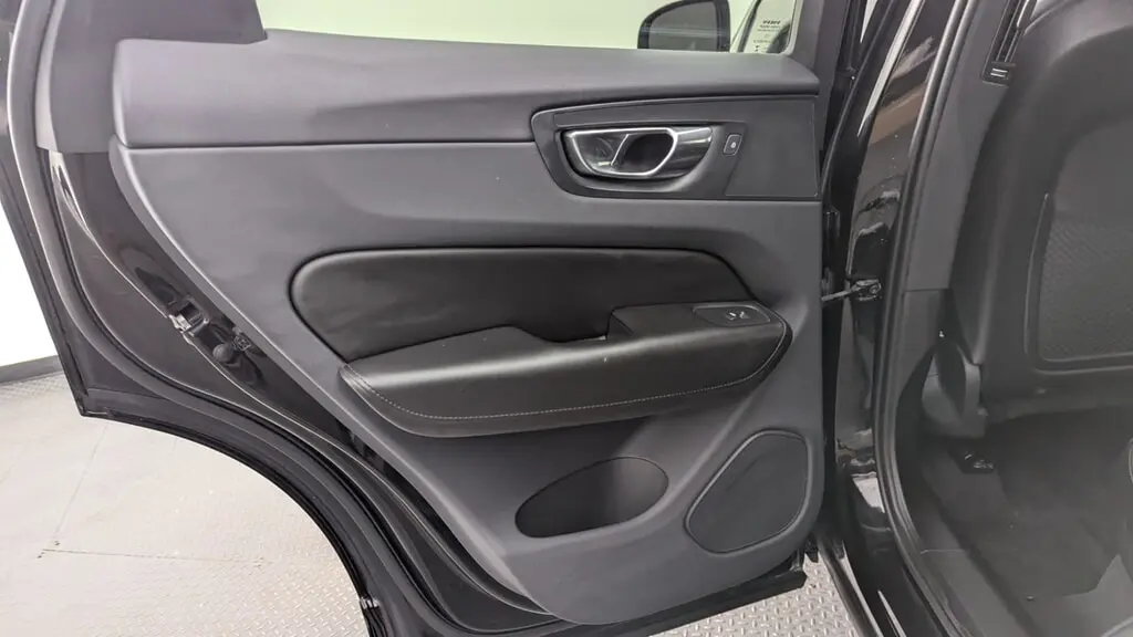 Florida Fine Cars - Used VOLVO XC60 2019 MIAMI MOMENTUM