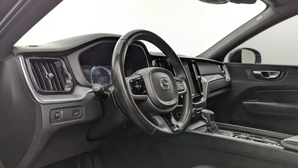 Florida Fine Cars - Used VOLVO XC60 2019 MIAMI MOMENTUM