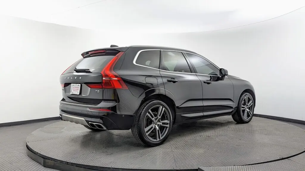 Florida Fine Cars - Used VOLVO XC60 2019 MIAMI MOMENTUM