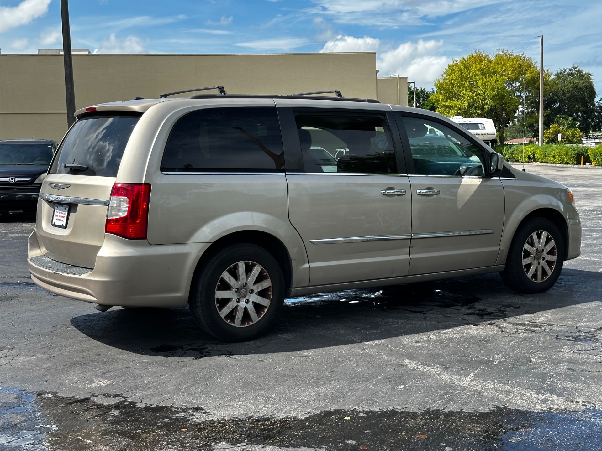 Florida Fine Cars - Used vehicle - MINIVAN CHRYSLER TOWN AND COUNTRY 2016
