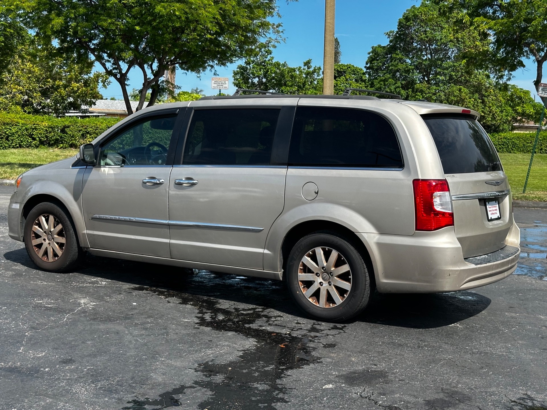 Florida Fine Cars - Used vehicle - MINIVAN CHRYSLER TOWN AND COUNTRY 2016