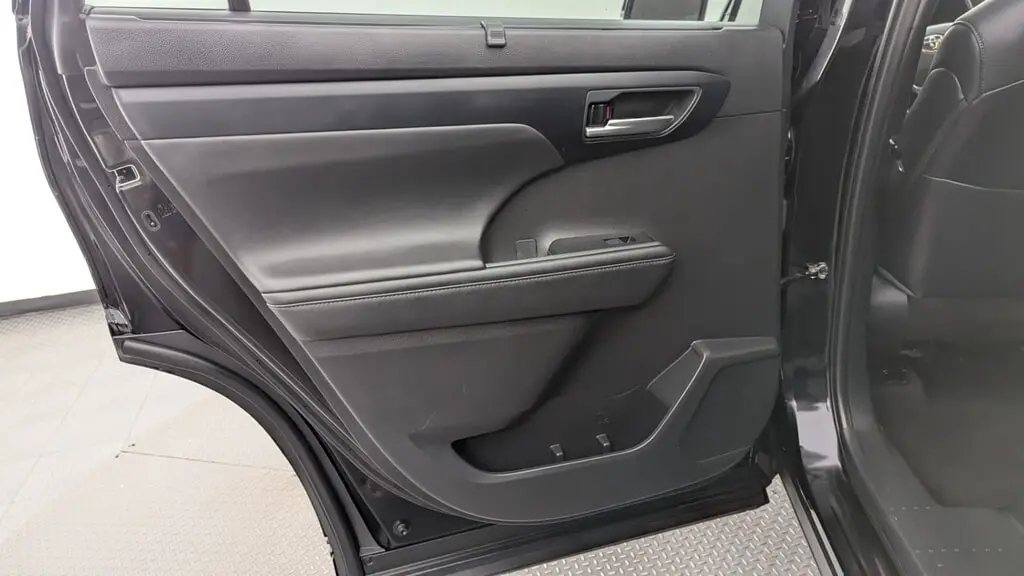 Florida Fine Cars - Used TOYOTA HIGHLANDER 2023 MARGATE XSE
