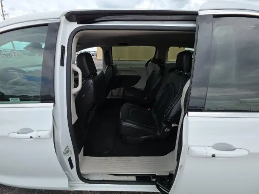Florida Fine Cars - Used CHRYSLER PACIFICA 2023 ORLANDO TOURING L