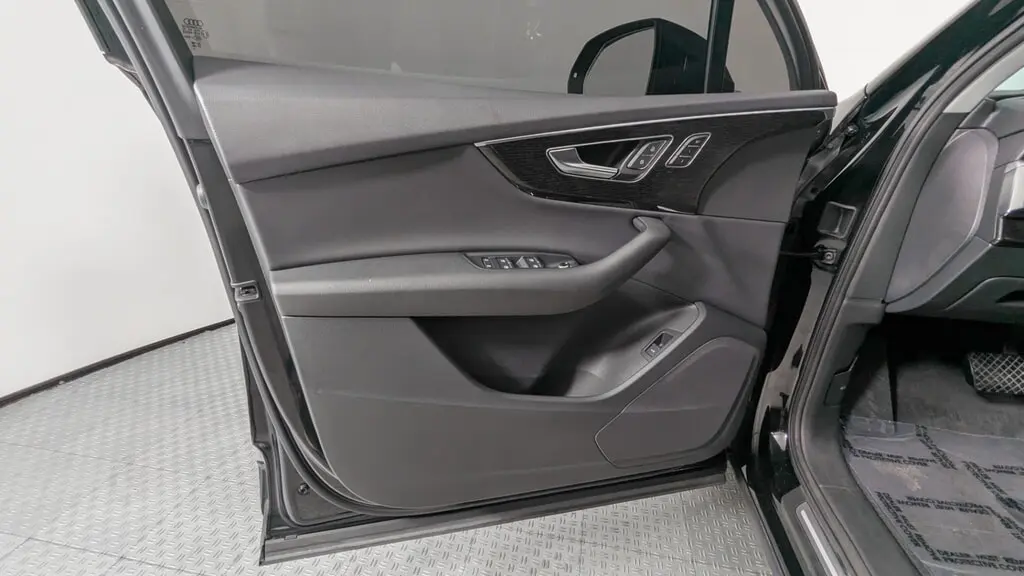 Florida Fine Cars - Used AUDI Q7 2023 ORLANDO PREMIUM