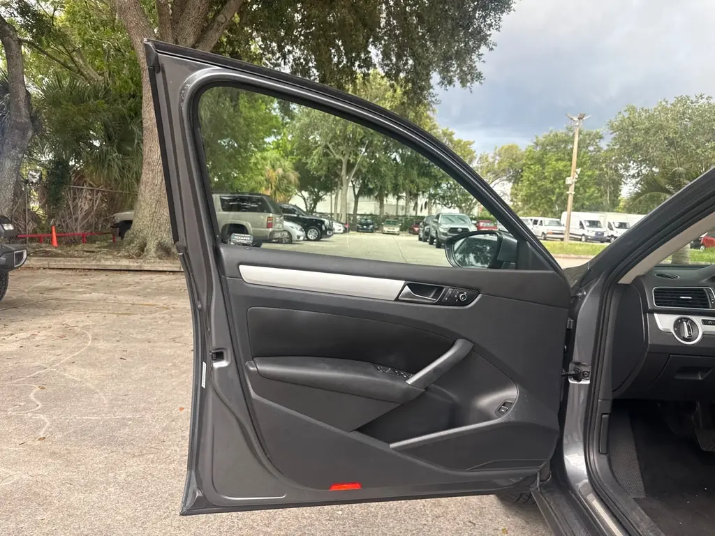 Florida Fine Cars - Used VOLKSWAGEN PASSAT 2012 WEST PALM TDI SE