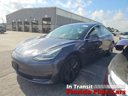 2018 Tesla Model 3 Long Range Dual Motor All-Wheel Drive's photo