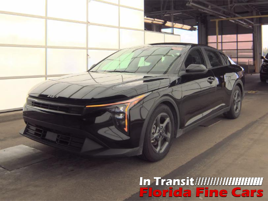 2025 Kia K4 LXS AT's photo
