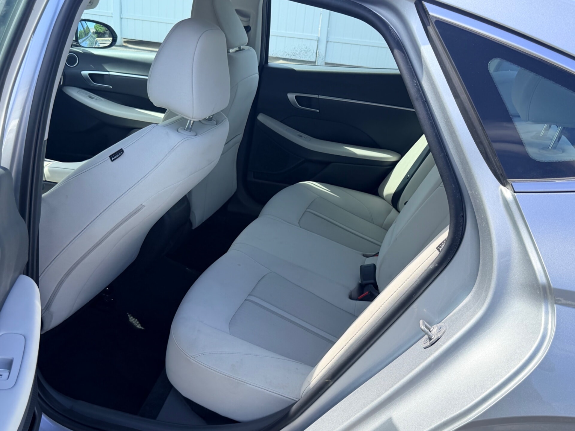 used vehicle - SEDAN HYUNDAI SONATA 2025