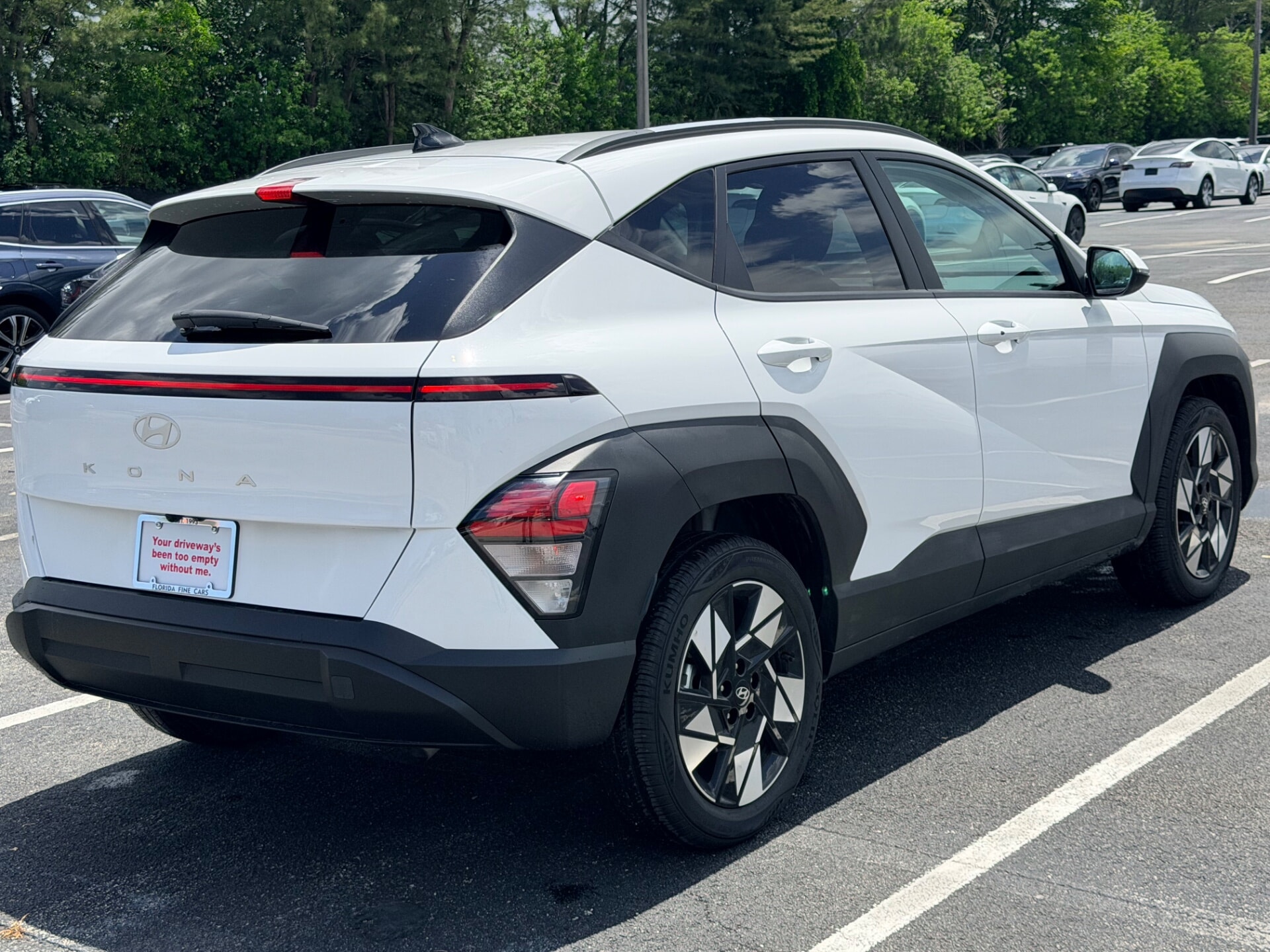 used vehicle - SUV HYUNDAI KONA 2025