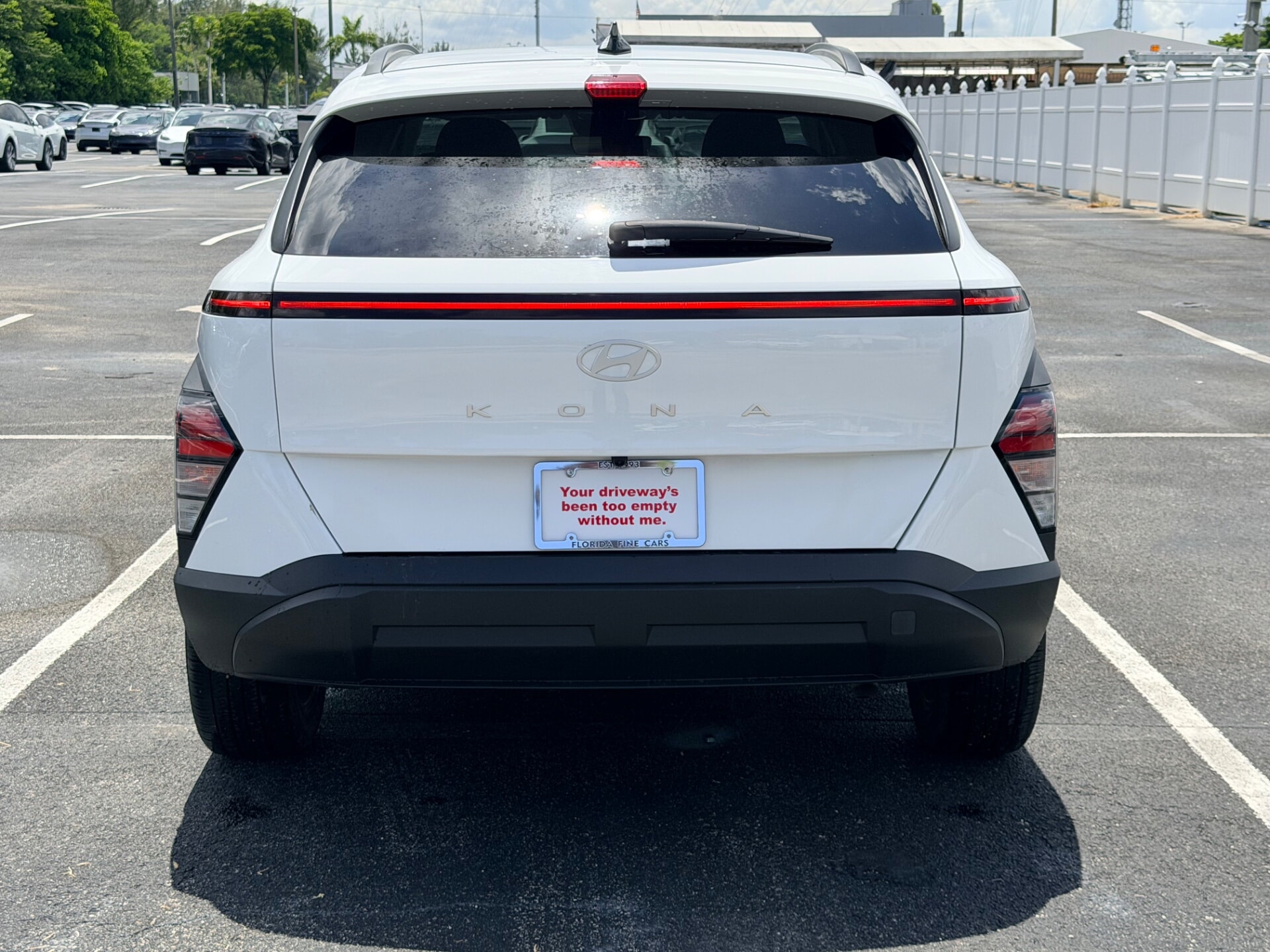 used vehicle - SUV HYUNDAI KONA 2025