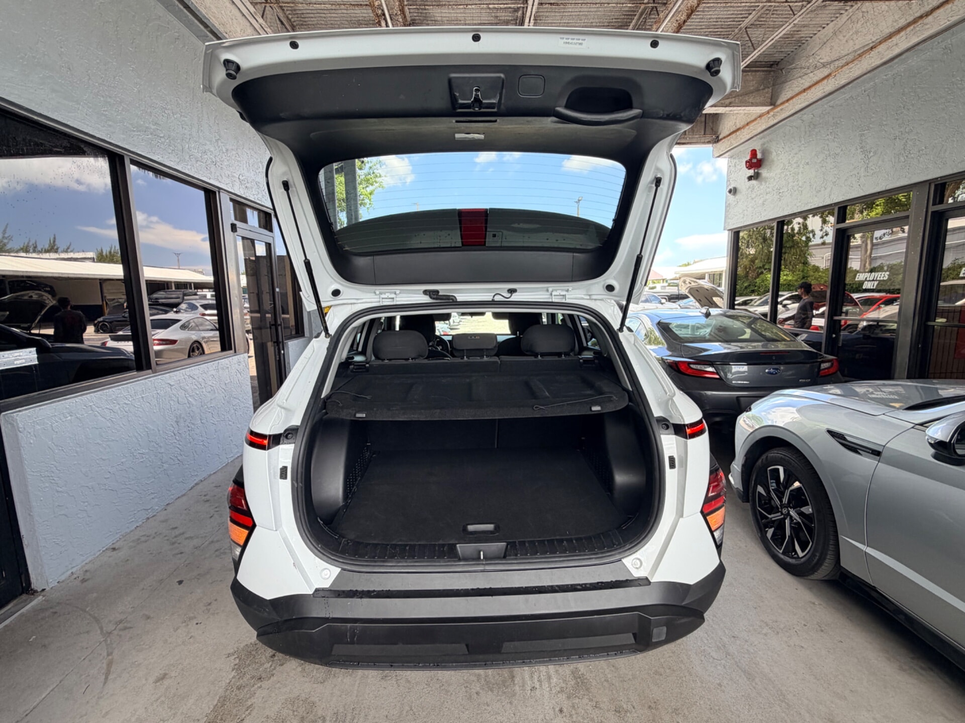 used vehicle - SUV HYUNDAI KONA 2025