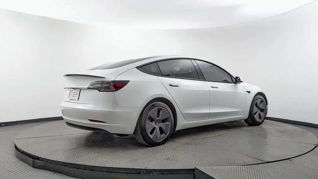 2021 TESLA MODEL 3 STANDARD RANGE PLUS photo 6