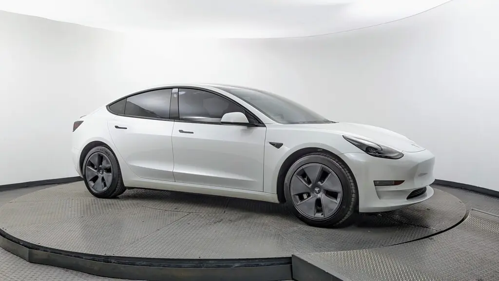 2021 TESLA MODEL 3 STANDARD RANGE PLUS photo 8