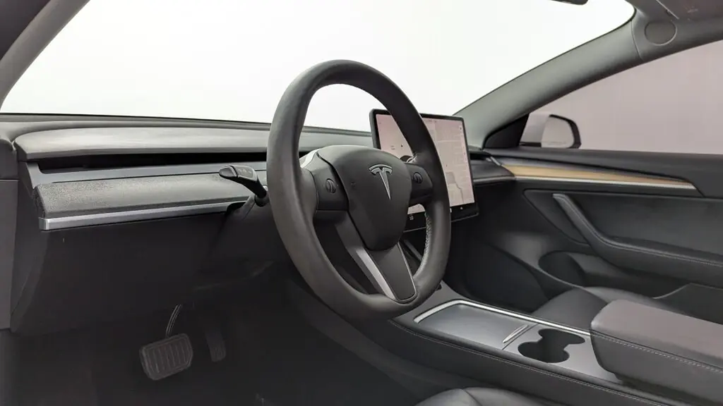 2021 TESLA MODEL 3 STANDARD RANGE PLUS photo 21
