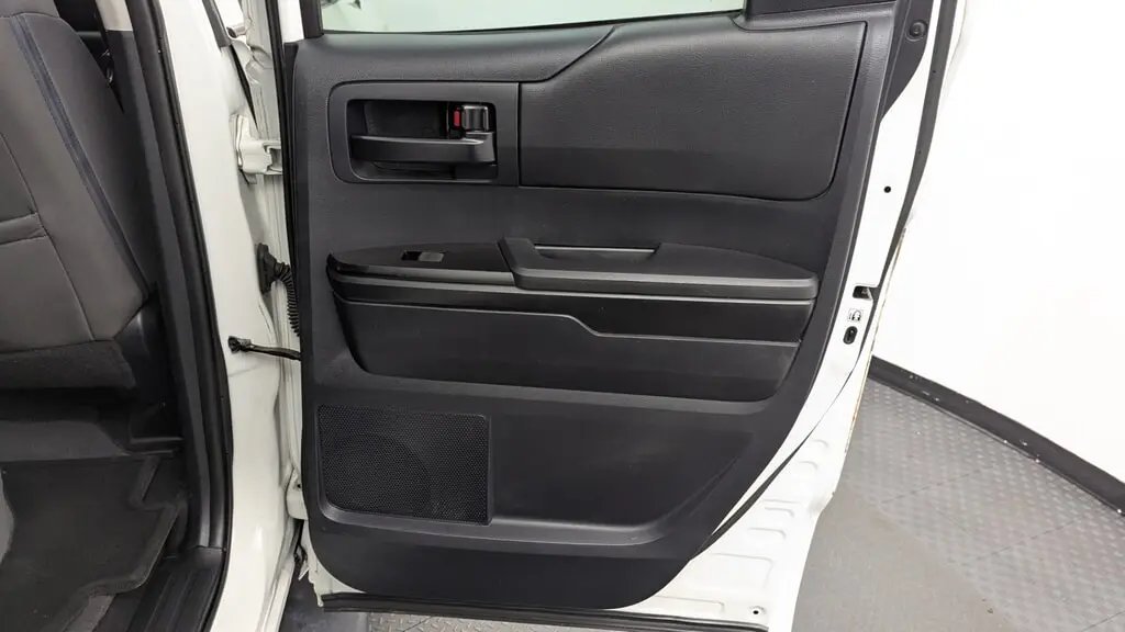 2016 TOYOTA TUNDRA 2WD SR photo 17