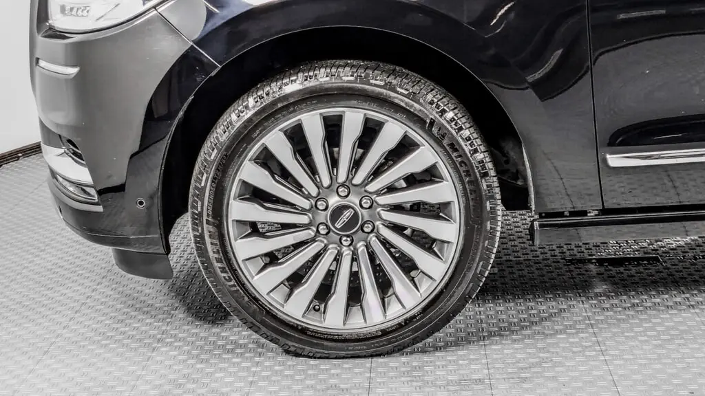 Florida Fine Cars - Used LINCOLN NAVIGATOR 2018 ORLANDO RESERVE