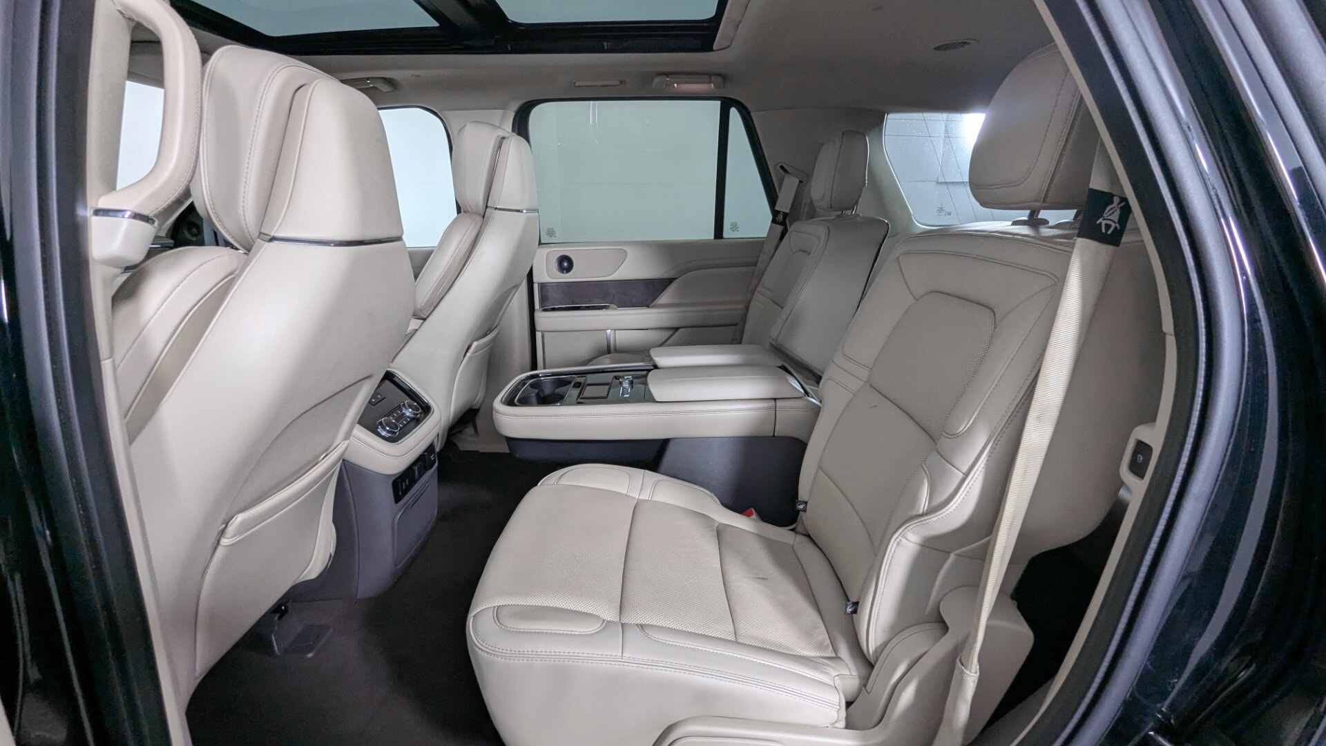 Florida Fine Cars - Used vehicle - SUV LINCOLN NAVIGATOR 2018