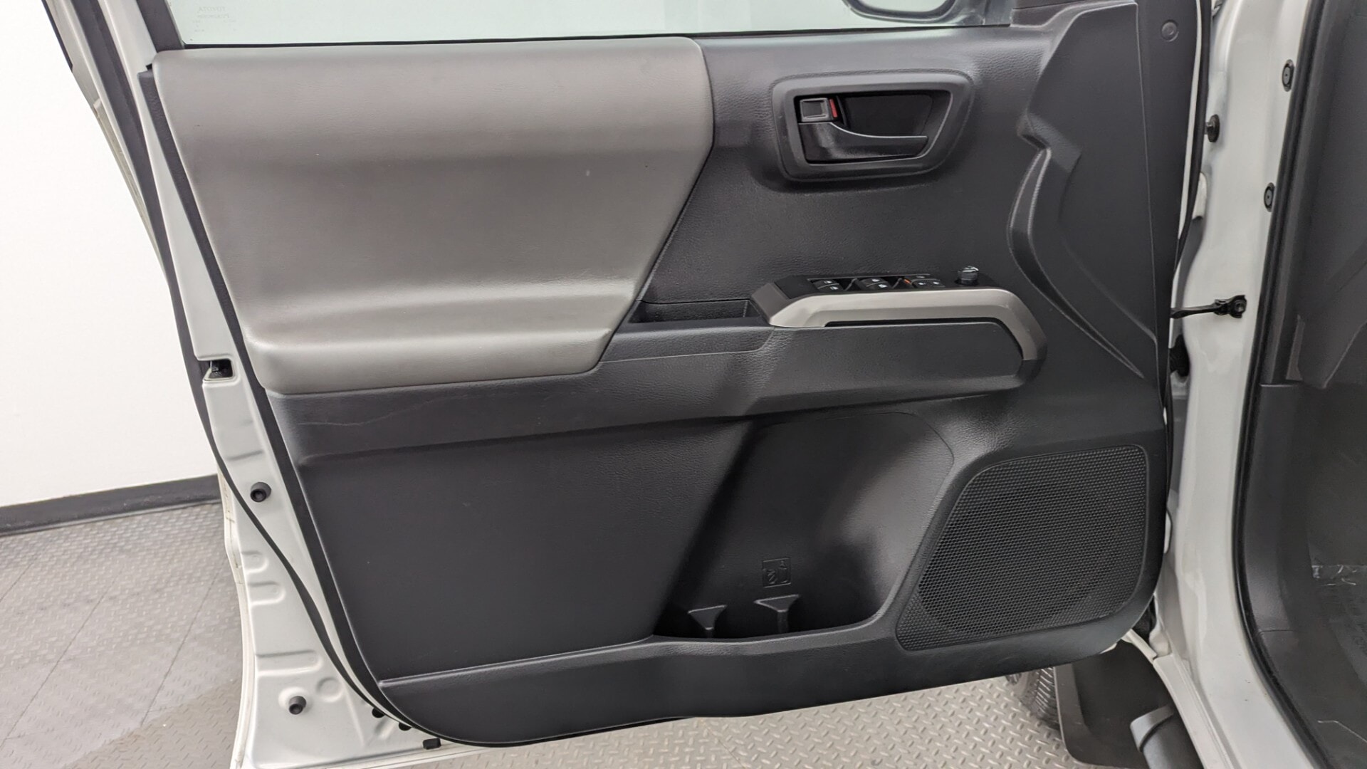 Florida Fine Cars - Used vehicle - TRUCK TOYOTA TACOMA 2WD 2023