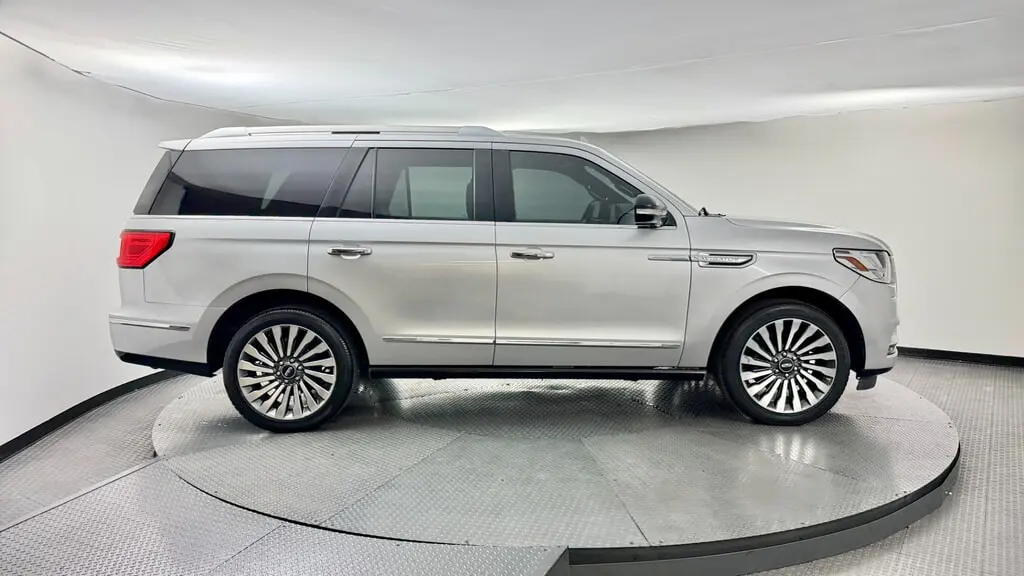 Florida Fine Cars - Used LINCOLN NAVIGATOR 2018 WEST PALM RESERVE