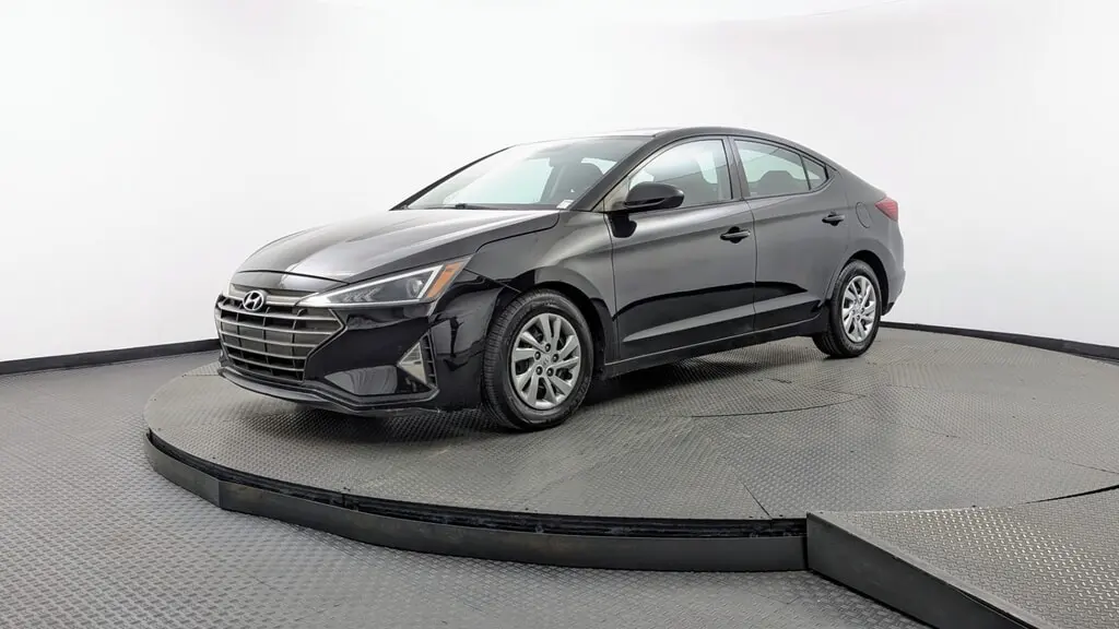 2019 HYUNDAI ELANTRA SE photo 1