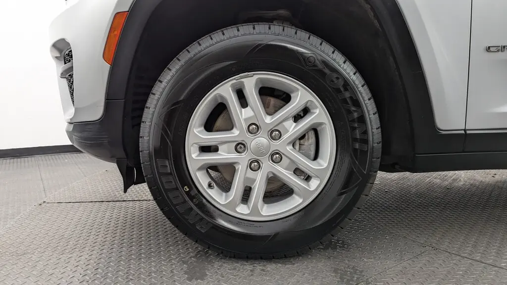 Florida Fine Cars - Used JEEP GRAND CHEROKEE 2024 MARGATE LAREDO